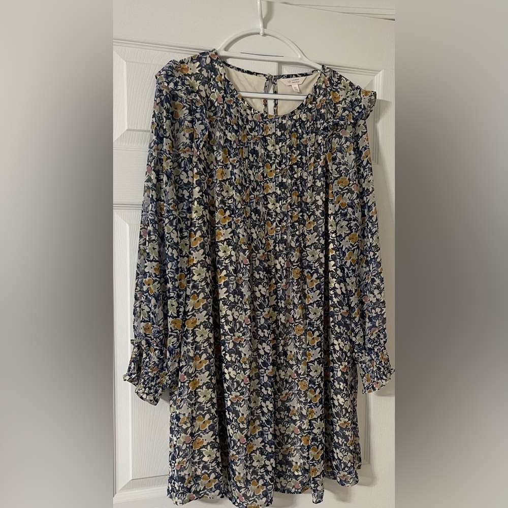 Lauren Conrad Pastel Floral
Print Dress. Size: XL